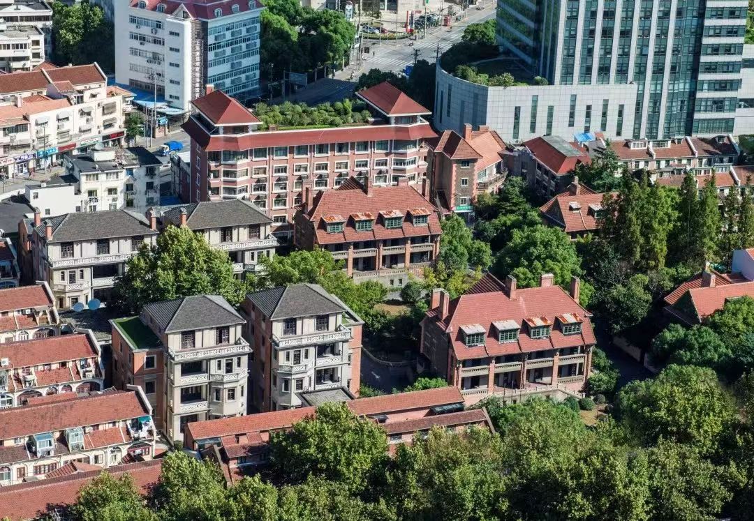 錦能物業(yè)中標長寧金融園物業(yè)管理服務(wù)